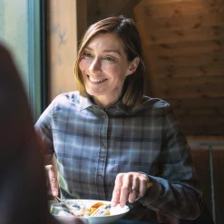 Women'S Beaufort Long Sleeve Shirt True Navy Check